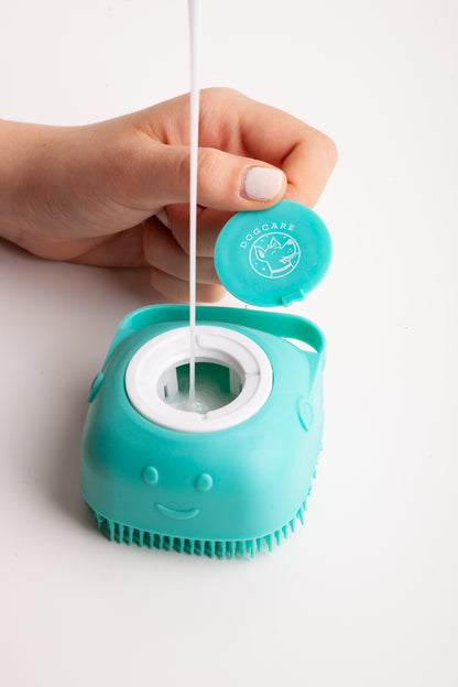 DogCare® Bath Kit (2 Βουρτσάκια Σιλικόνης Μπλε και Ροζ, Πετσέτα + Οδοντόβουρτσα)