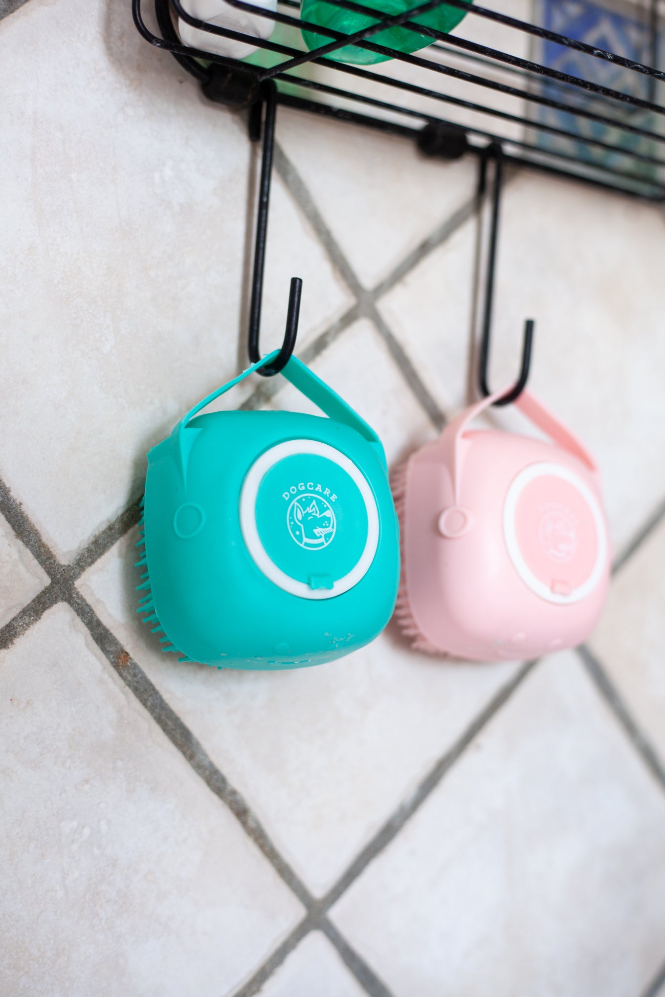 DogCare® Bath Kit (2 Βουρτσάκια Σιλικόνης Μπλε και Ροζ, Πετσέτα + Οδοντόβουρτσα)