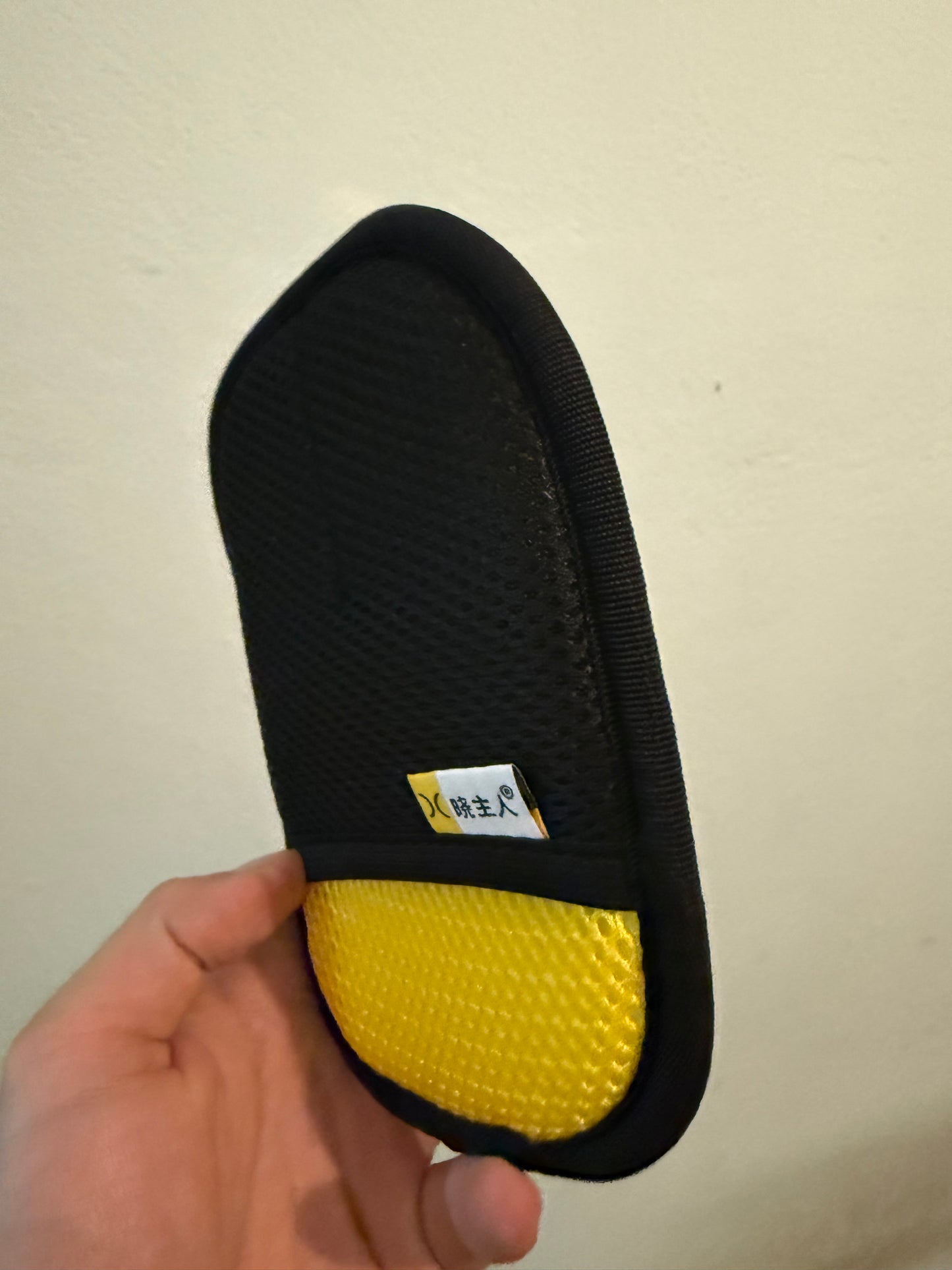 [ΝΕΟ ΜΙΝΙ ΜΟΝΤΕΛΟ] Γάντι Αφαίρεσης Τριχών με Διπλή Κατεύθυνση – Για να το έχεις πάντα μαζί σου